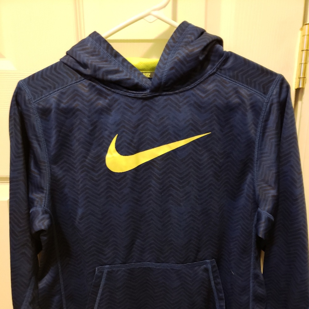 Nike sweatshirt